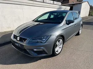 SEAT Leon FR DSG NAVI LED KESSY SOUND Tempomat