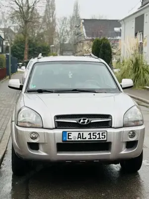 Hyundai TUCSON 2.0 2WD GLS Navi