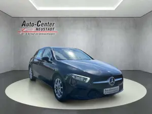 Mercedes-Benz A 250 Business PDC/LANE/APP/NAVI/KLIMAA
