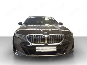 BMW 520 d xDrive Tour. M Sportpaket *Standheiz*NaviPr Bild 3