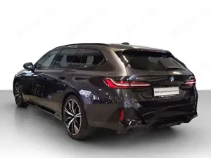BMW 520 d xDrive Tour. M Sportpaket *Standheiz*NaviPr Bild 4