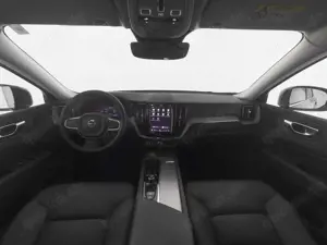 Volvo XC60 T6 Recharge Core+ACC-BLIS+19'+AHK+MET Bild 5