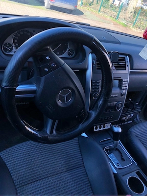 mercedes B180 Bild 5