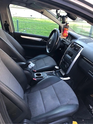 mercedes B180 Bild 4