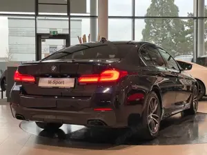 BMW 520 d Lim. xDr M-Sport Shadow Laser Kam eGSD HUD Bild 3