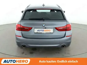 BMW 520 520d xDrive Aut.*NAVI*LED*HUD*TEMPO*PDC*SHZ* Bild 5