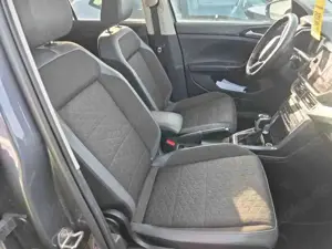 Volkswagen T-Cross R-Line 1.0TSI DSG Navi ACC LED Kamera Bild 5