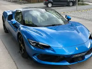 Ferrari 296 GTS Bild 2