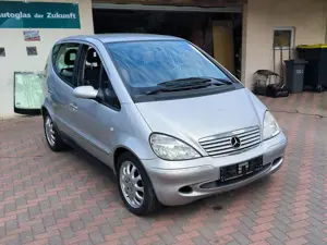 Mercedes-Benz A 190 A 190 L Elegance