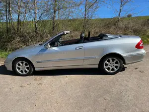 Mercedes-Benz 320 CLK-Klasse Cabrio Cabrio Elegance