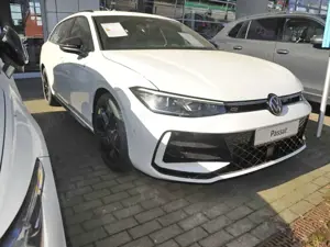 Volkswagen Passat Variant R-Line 2,0 TDI Travel Paket Navi