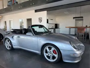Porsche 993 Carrera Cabrio/1.HandDE Techart Einzelstück