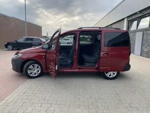 Volkswagen Caddy CADDY 2.0 TDI/NAVI/AHK/XENON/5 JAHRE G/W,R/R.K/D.K