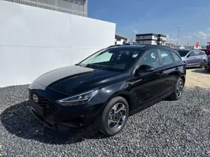 Hyundai i30 Kombi STYLE DCT NAVI WP ALU LED RFK PDC 1.6 T-G...