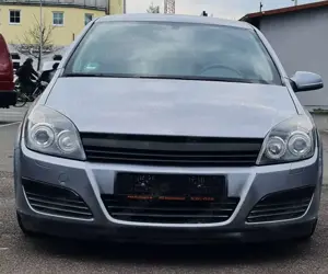 Opel Astra Alufelgen, Tieferlegung, KLIMA, AHK, Sitzheizung.