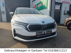 Skoda Octavia Combi 2.0 TDI Selection FACELIFT Kamera AppleCar