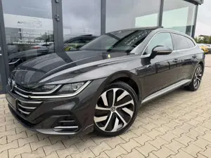 Volkswagen Arteon R-Line 4Motion 2.0 TDI/DSG/AHK/KAM/STDHZG Bild 2