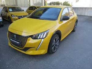 Peugeot e-208 GT Pack Elektromotor 136