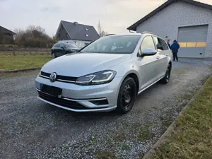 Volkswagen Golf Variant Golf VII Variant Diesel 1.6 TDI (BlueMotion Technology) DSG Comfortline