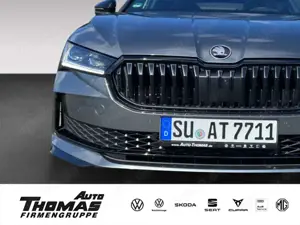 Skoda Superb Combi Sportline 2,0 TSI DSG *AHK*MATRIX*