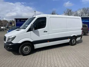 Mercedes-Benz Sprinter Bild 2