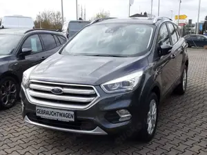 Ford Kuga Titanium 4X4+Standheizung+M+SRäder+AHK+Garantie
