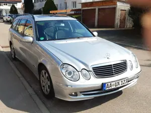 Mercedes-Benz E 220 E 220 T CDI AutomatikAvantgarde DPF