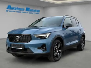 Volvo XC40 B4 Plus Dark Leder Panoramadach Memory Sitze Sound