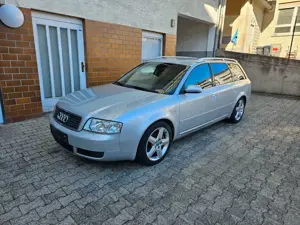 Audi A6 2.5 TDI Avant / 1.Hand / TÜV NEU