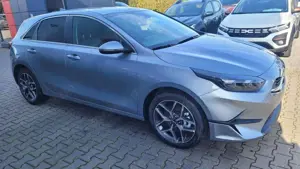 Kia Ceed / cee'd Gold 1.5 AT*LED*Navi*Shzg*Lhzg*PDC*Cam*17Zoll* ... Bild 3