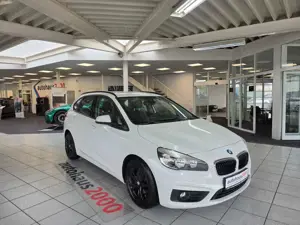 BMW 218 Sport Line AUT./NAVI/CAM