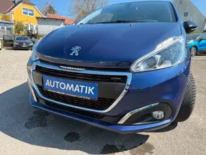 Peugeot 208 Allure Automatic! Finanzierung/Garantie