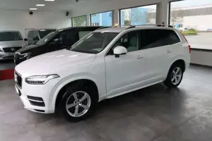 Volvo XC90 Momentum * NAVI + LEDER + LED + AUTOMATIK *