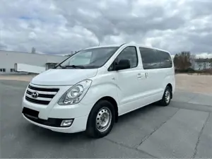 Hyundai Starex H-1 8 Sitze Automatik Leder AHK Tempomat