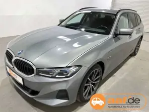 BMW 330 e Touring Automatik EU6d LED ACC Navi