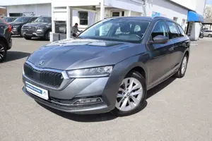 Skoda Octavia Octavia Combi 2.0 TDI DSG Style|AHK|NAVI|SHZG