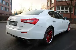Maserati Ghibli S Kamera/HarmanKardon/Totwinkel/Keyless Bild 5
