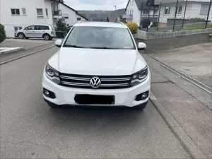 Volkswagen Tiguan 2.0 TSI 4Motion DSG Track  Style