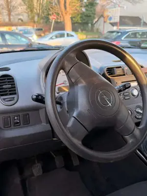 Opel Agila Agila 1.0