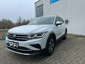 Volkswagen Tiguan 1.4 eHybrid OPF DSG Elegance Pano Navi Keyles