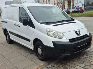 Peugeot Expert L1H1 Kasten**Motor Schaden**