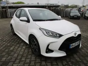 Toyota Yaris 1.5 VVT-i Team Deutschland Comfort-Paket