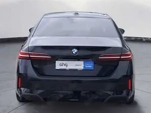 BMW 520 d xDrive Limousine M Sport Komfortsitze el. M Bild 5