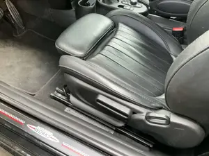 MINI Cooper S Cabrio JCW ACC SHZ LED Leder R.Cam Bild 5