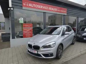 BMW 218 218 d Sport Line, Navi, PDC, Sportsitze