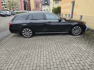 Mercedes-Benz E 220 E 220 d T 9G-TRONIC Avantgarde Bild 1