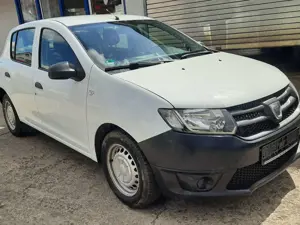 Dacia Sandero Inspektion NEU