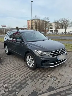 Volkswagen Tiguan 2.0 TDI SCR 4MOTION DSG Elegance