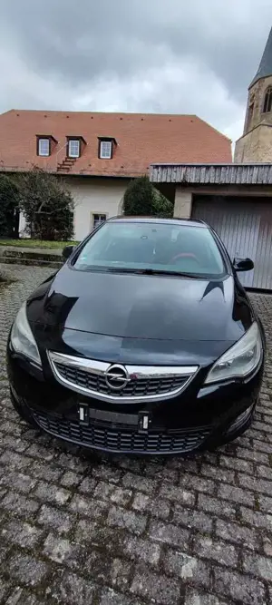Opel Astra 1.6 Turbo Automatik