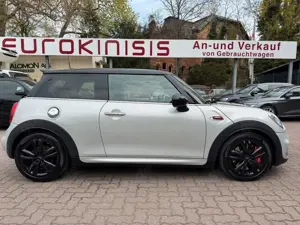 MINI John Cooper Works JohnCooperWorks Trim Aut*LEDER*PANO*H/K*PDC*KAM